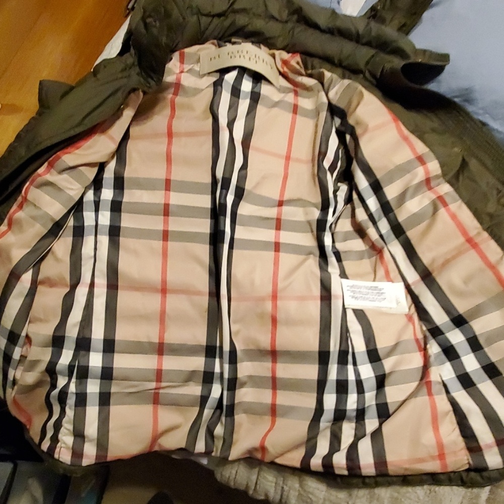 Burberry Brit Down filled polyester outer layer